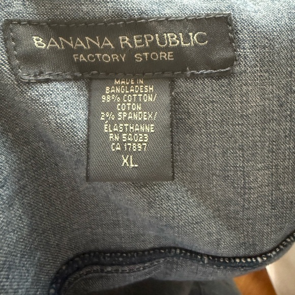 Banana Republic Denim Jacket - Picture 3 of 8